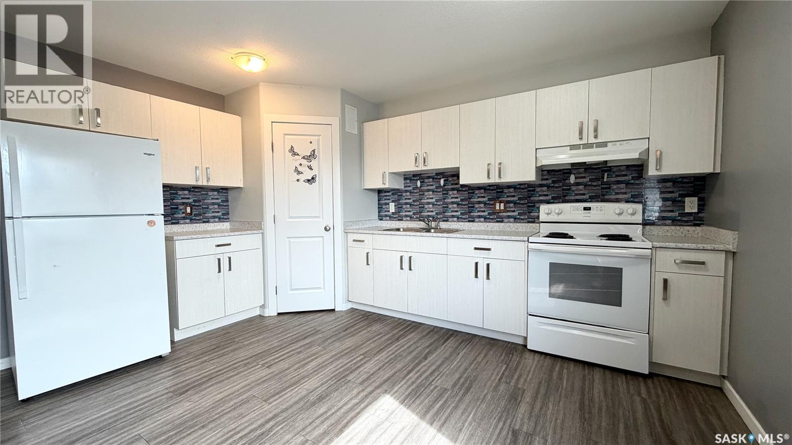 #215 V AVENUE N - 6