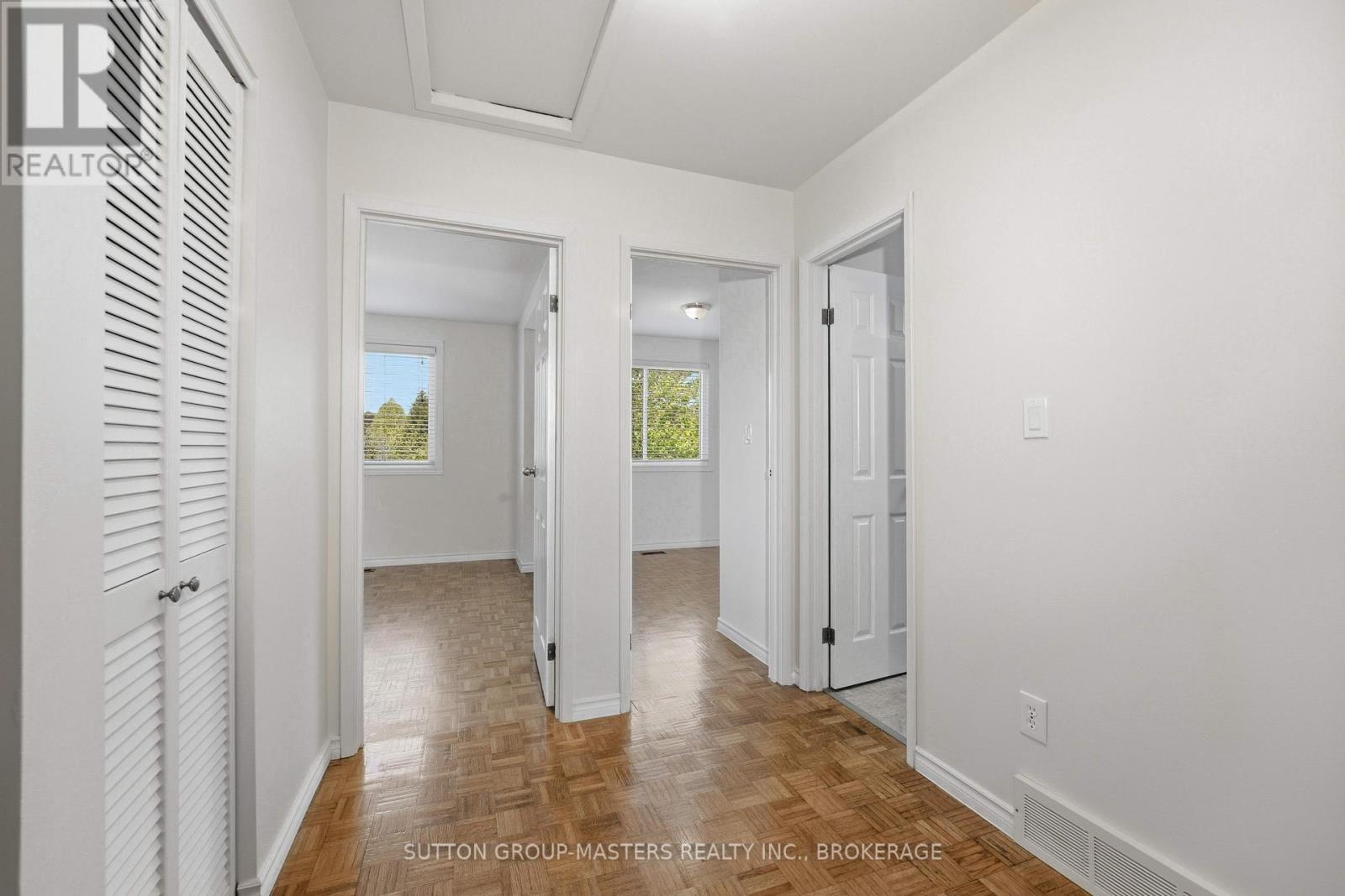15 CAMDEN COURT - 16