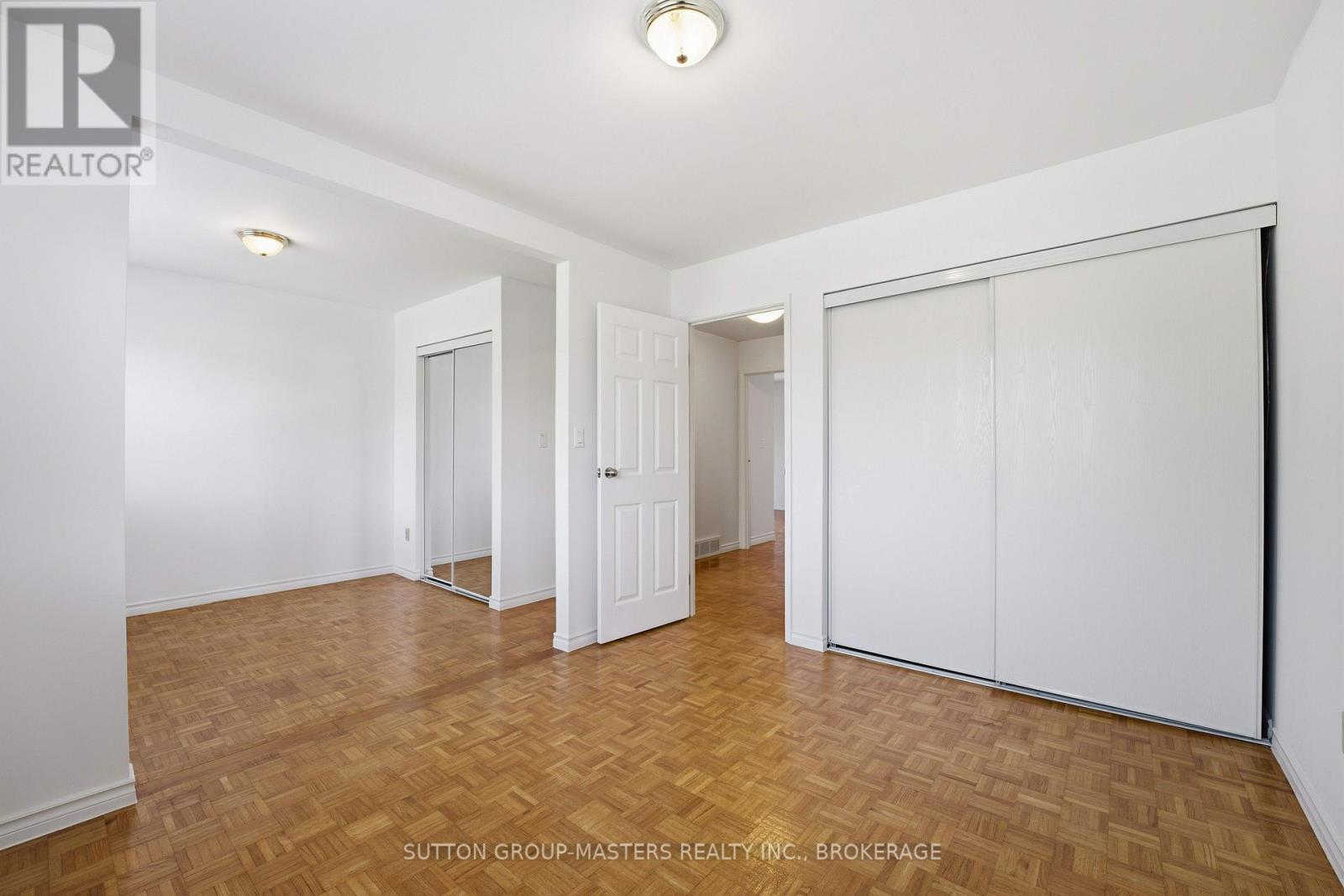 15 CAMDEN COURT - 20