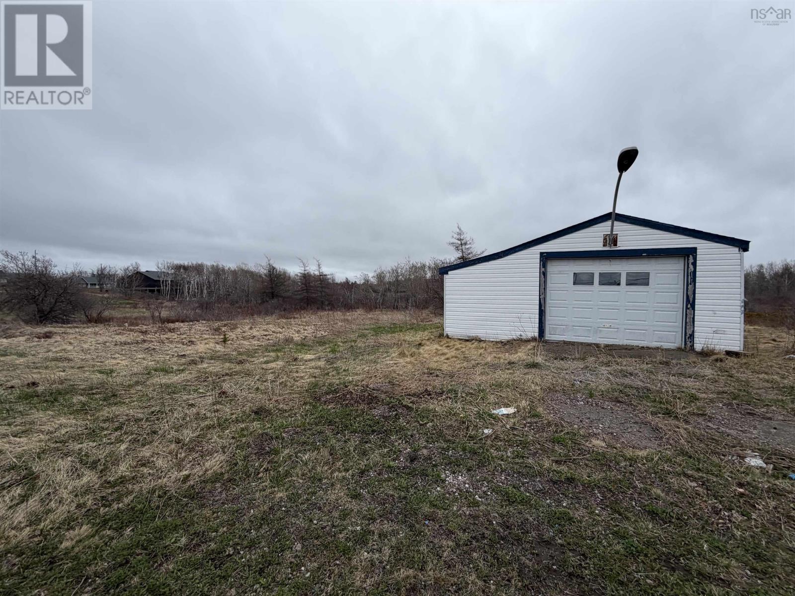 Property 28 of 33 of 415 Phalen Road