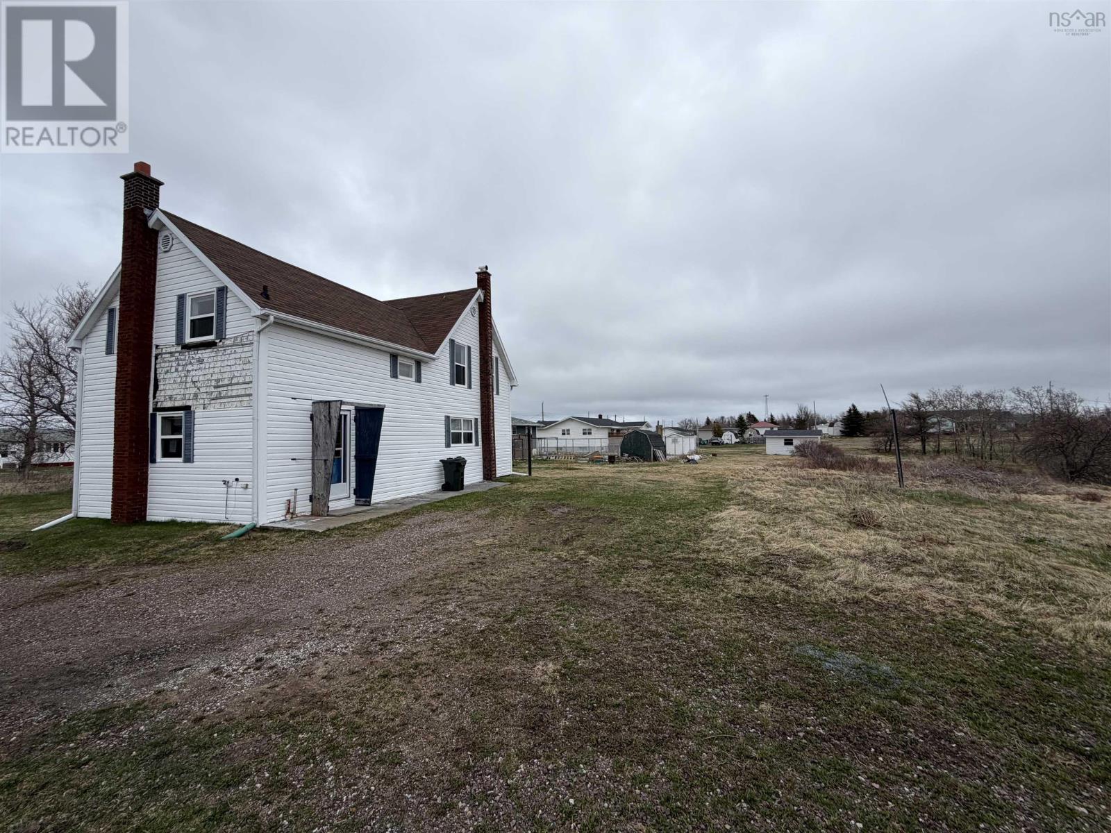 Property 29 of 33 of 415 Phalen Road