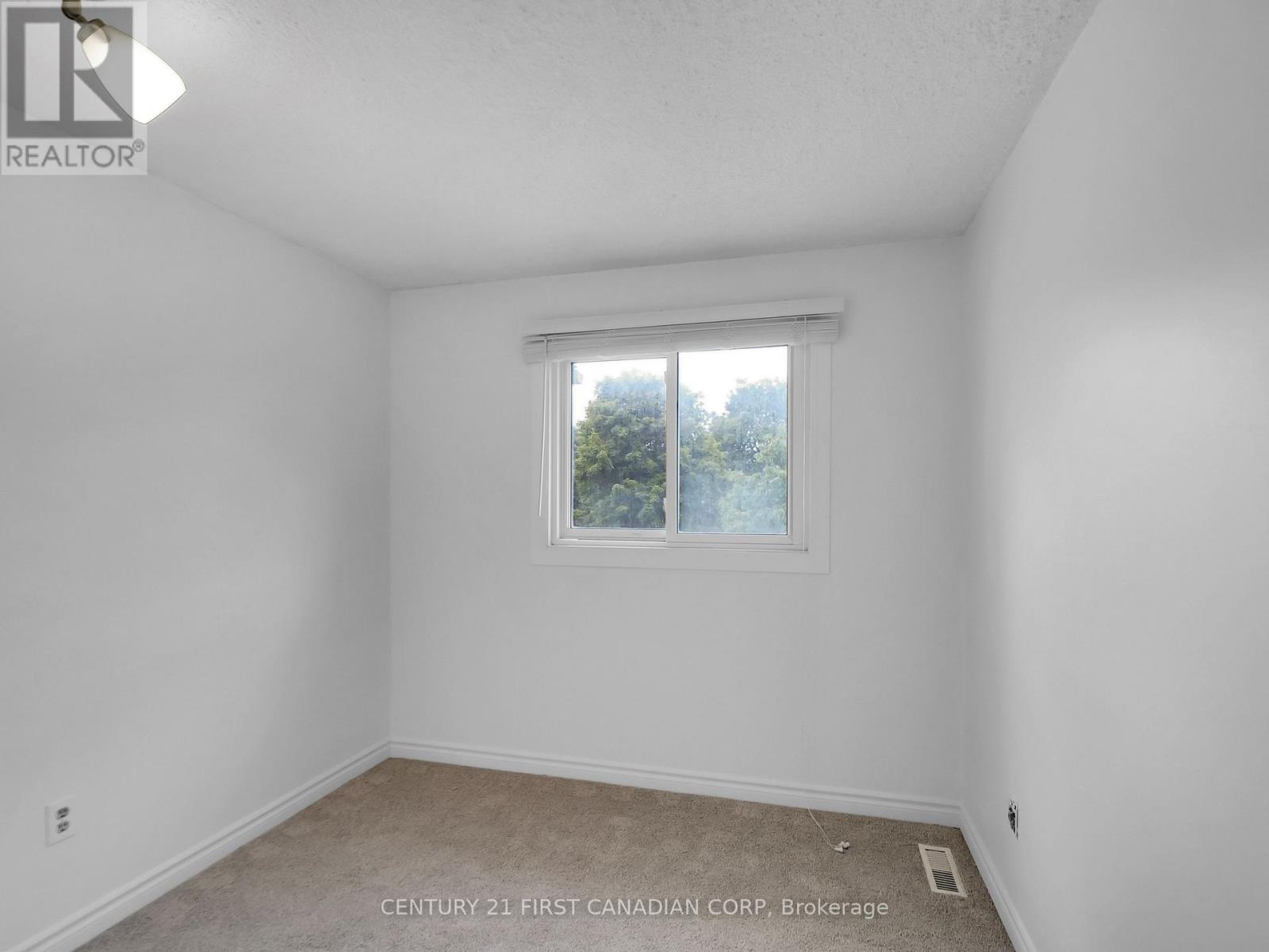 #2 1786 ATTAWANDARON ROAD - 19