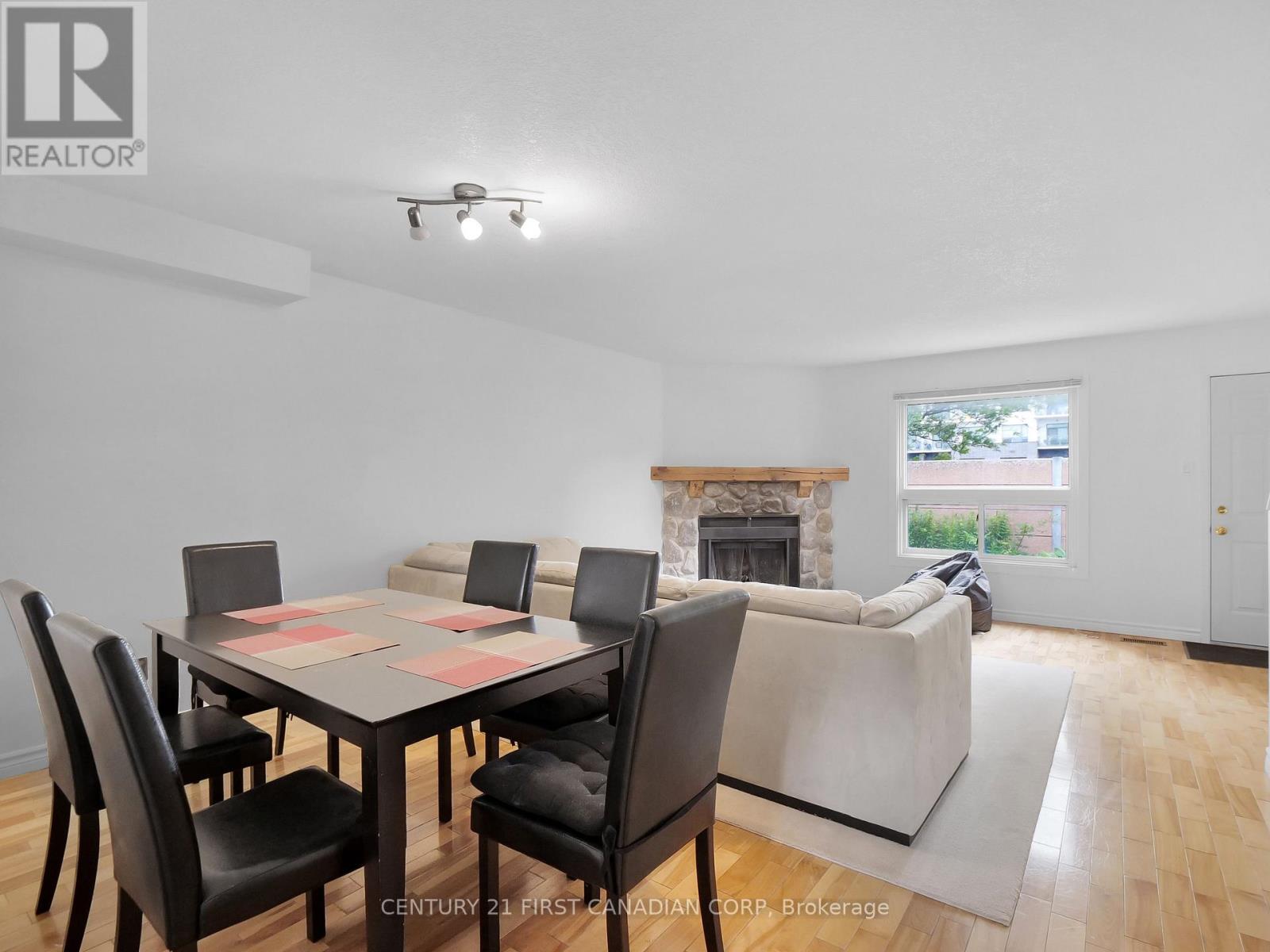 #2 1786 ATTAWANDARON ROAD - 4