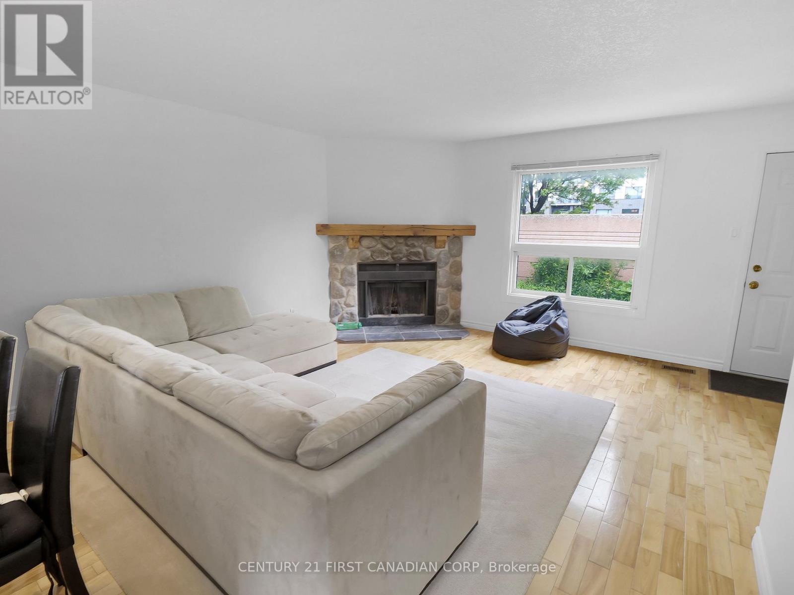 #2 1786 ATTAWANDARON ROAD - 8