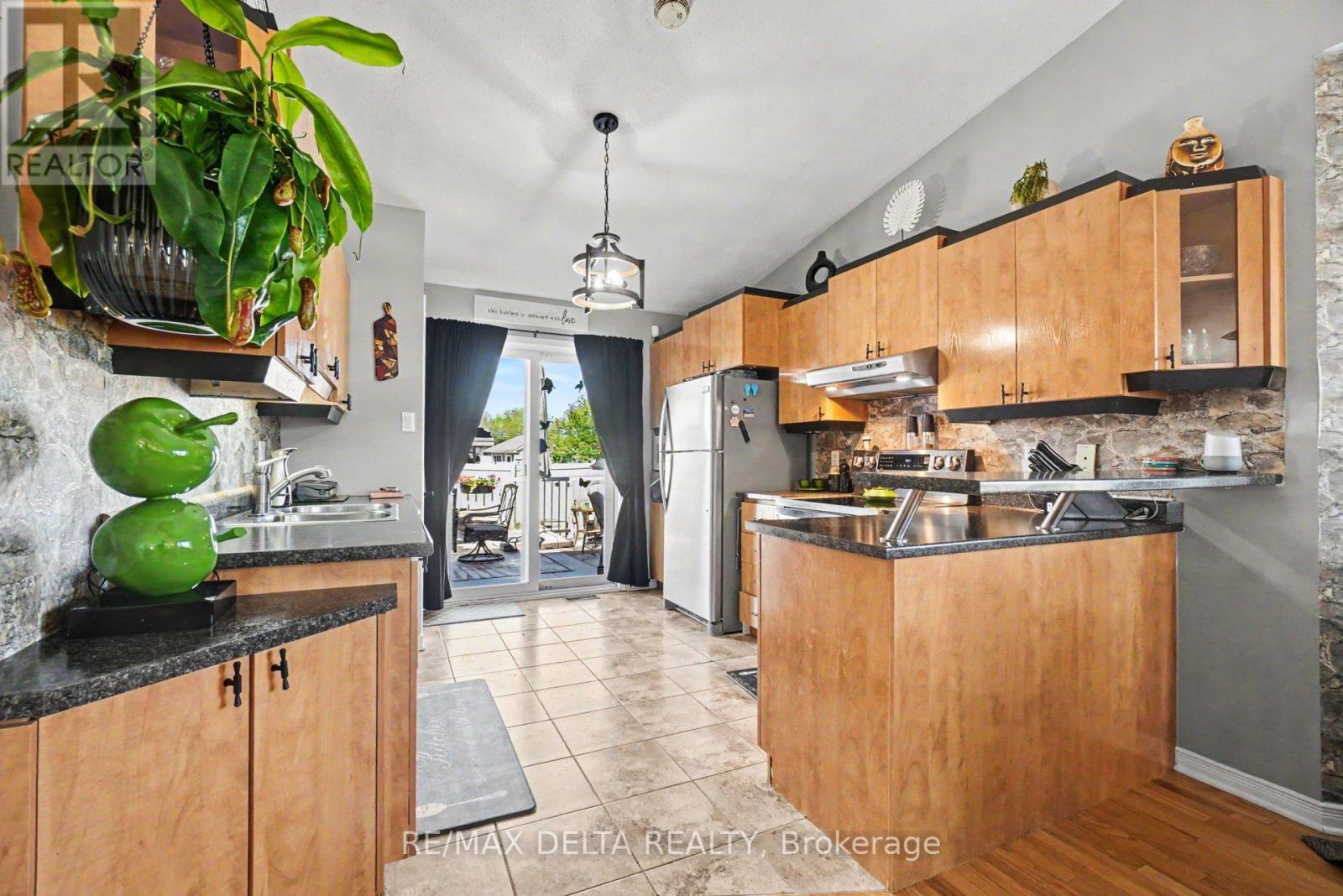 117 PANORAMA AVENUE - 13