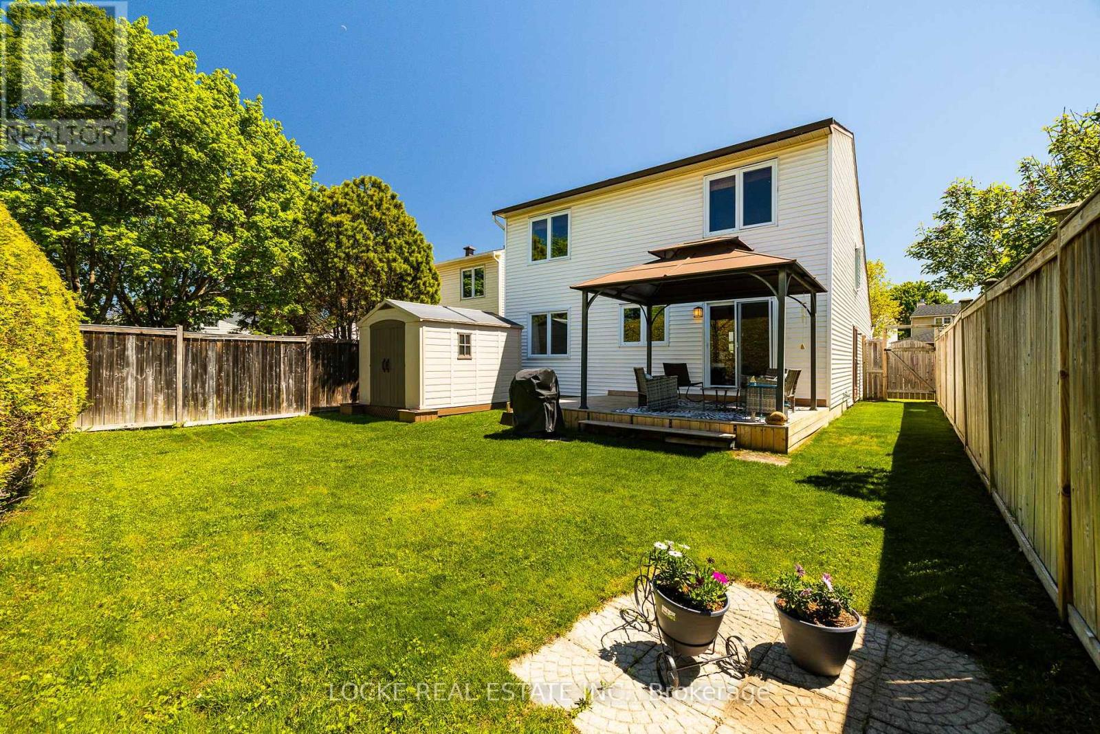 1488 GAULTOIS AVENUE - 33