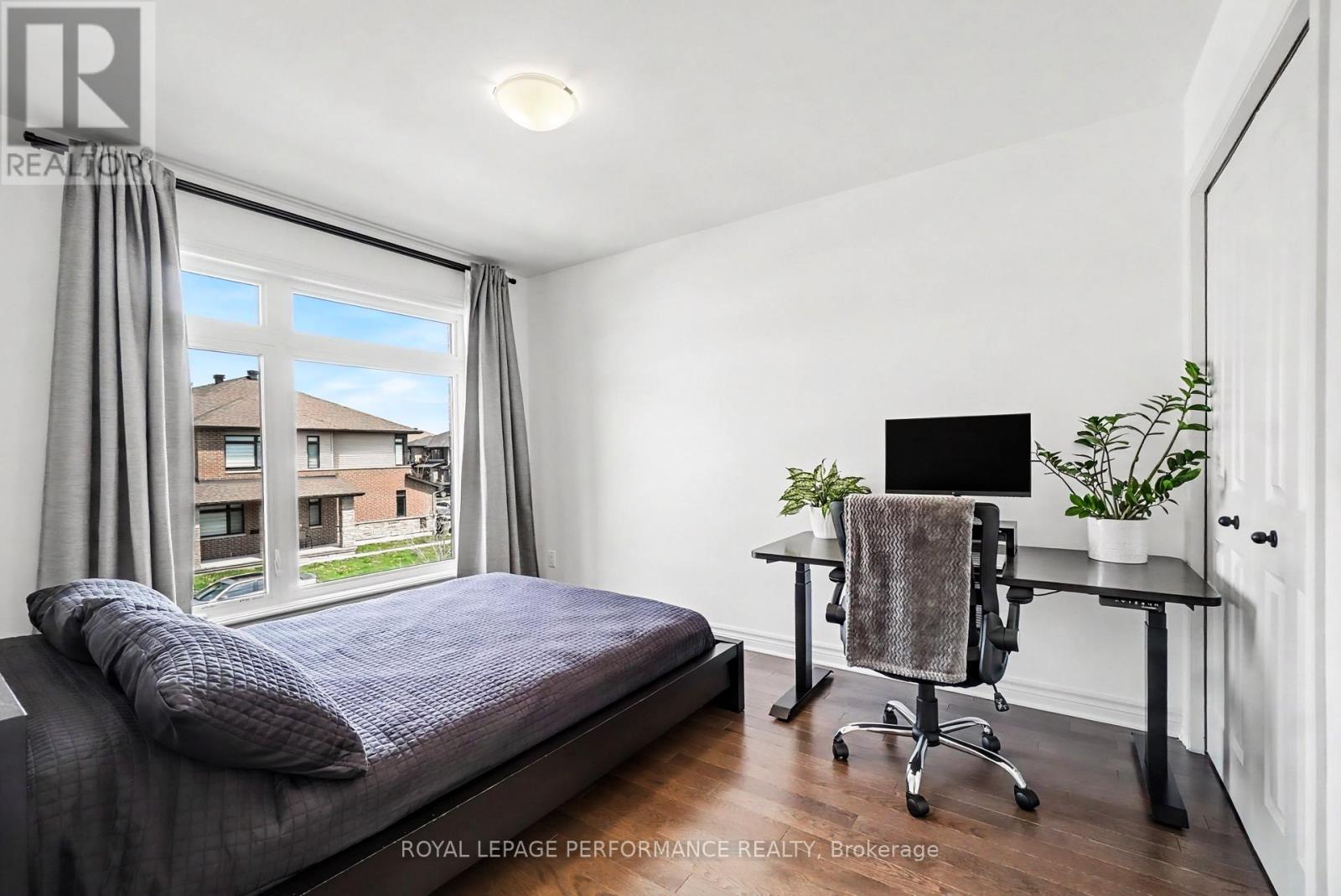 355 CORNICE STREET - 23