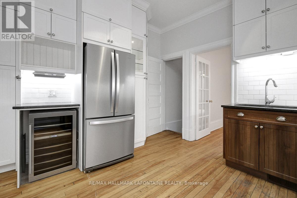 138 CONCORD STREET S - 15