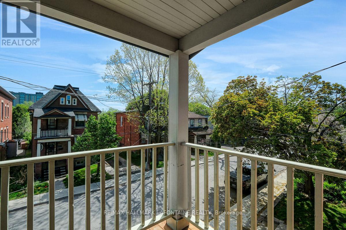 138 CONCORD STREET S - 20