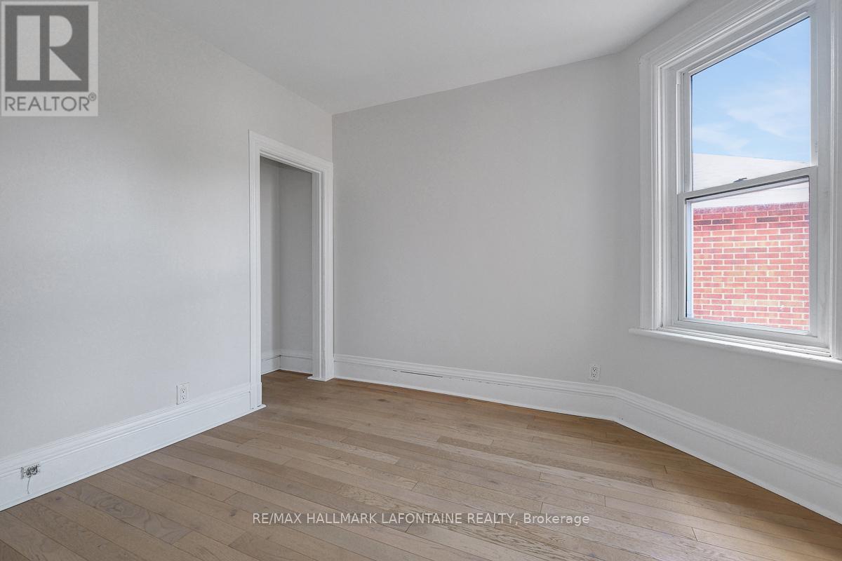138 CONCORD STREET S - 22