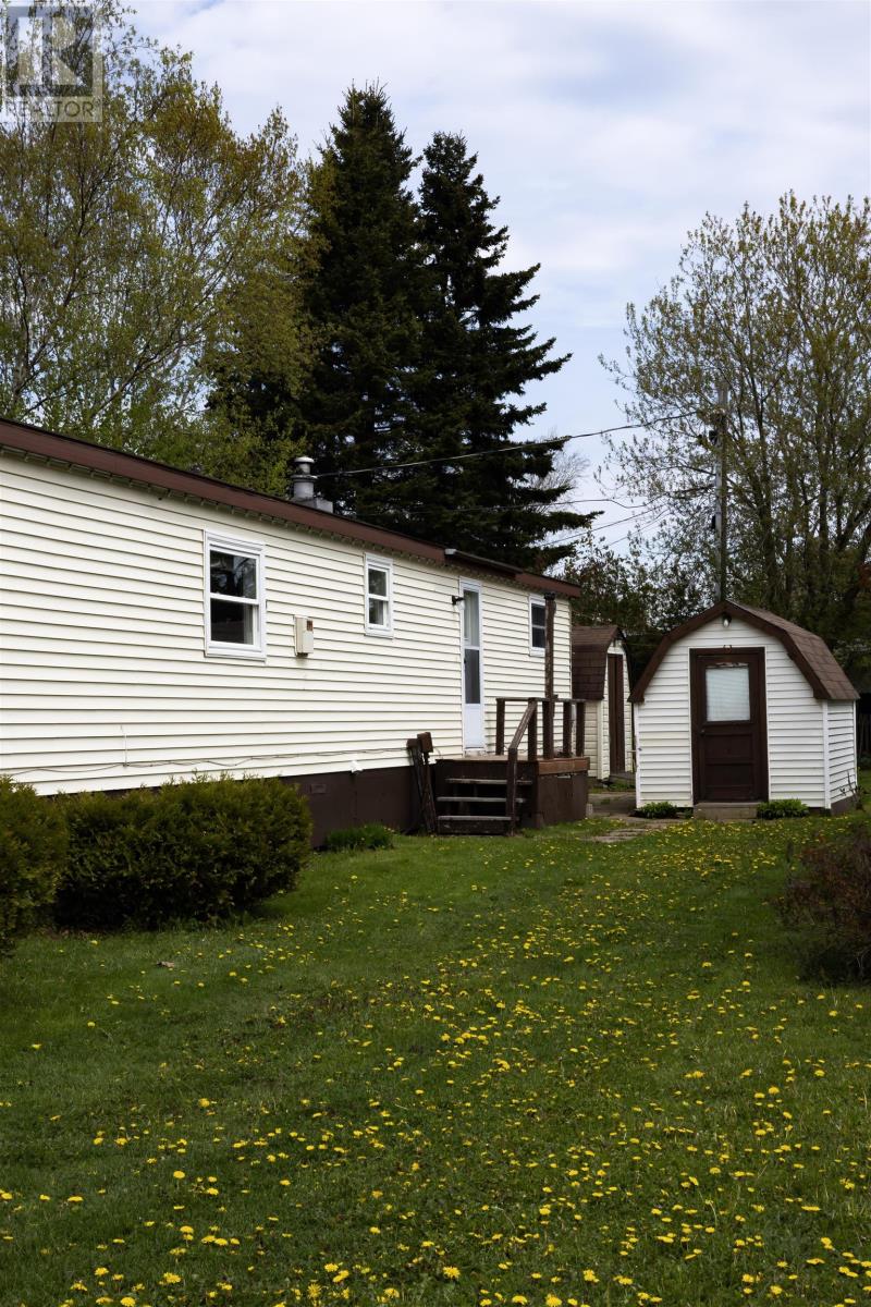 11 Manor Drive - 4