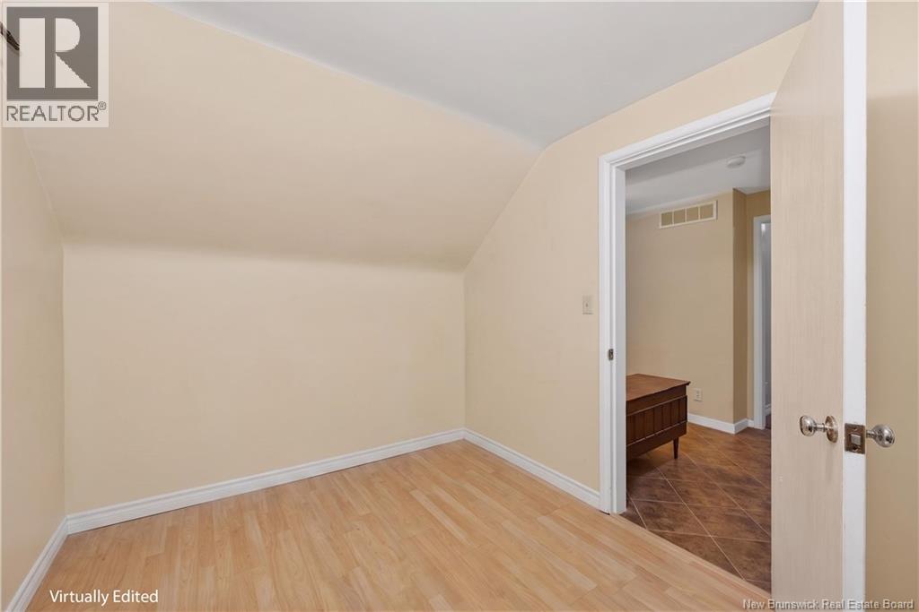 190 Maple Street - 18