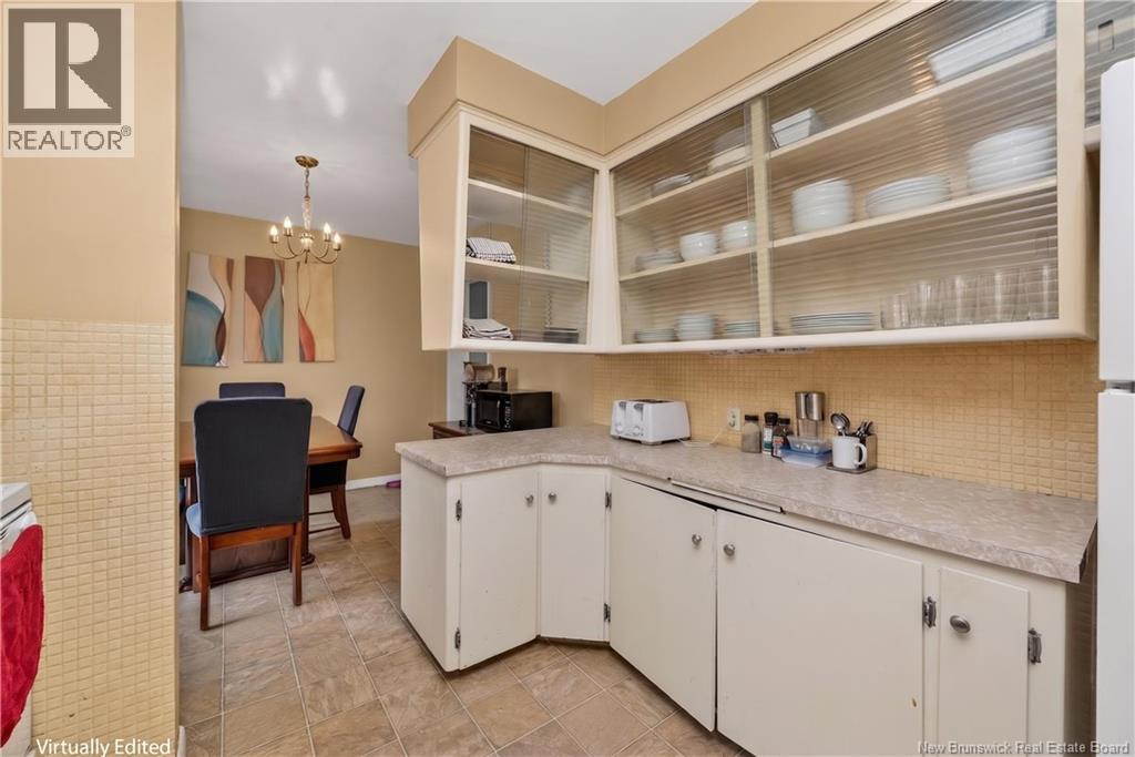 190 Maple Street - 9