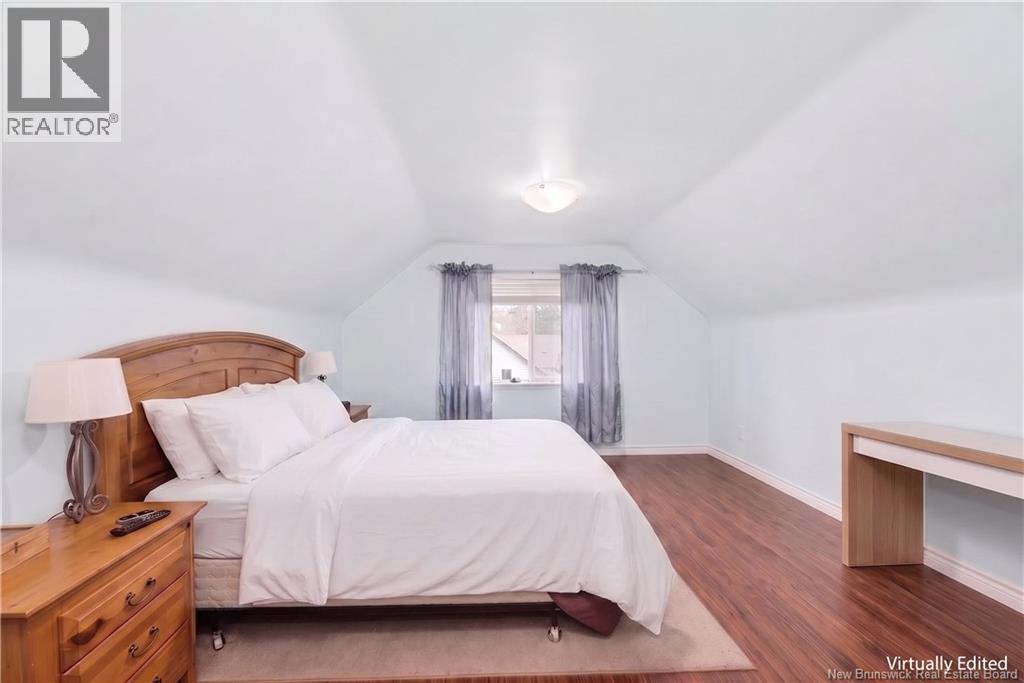 190 Maple Street - 20