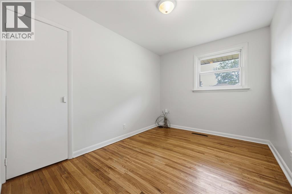 5 ABERDEEN AVENUE - 11