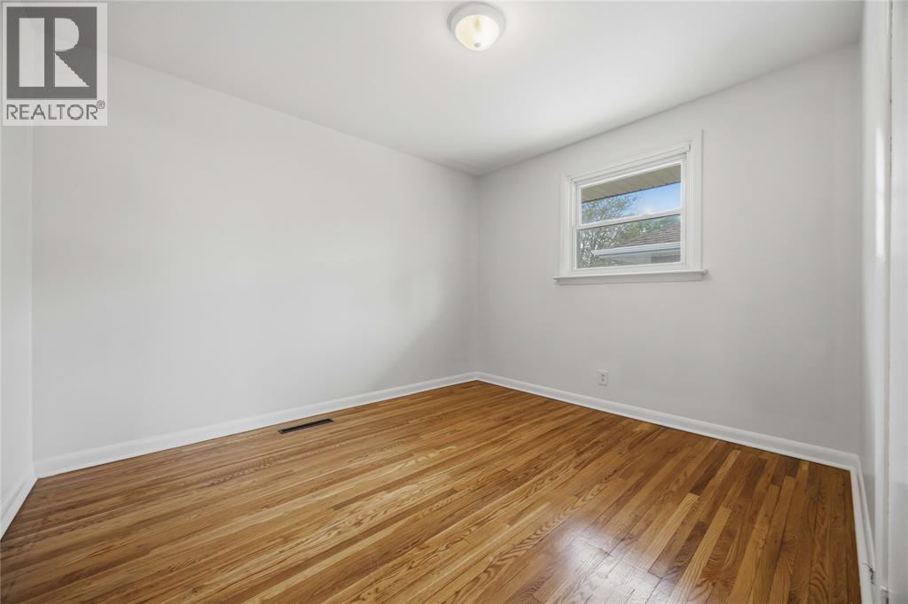 5 ABERDEEN AVENUE - 13