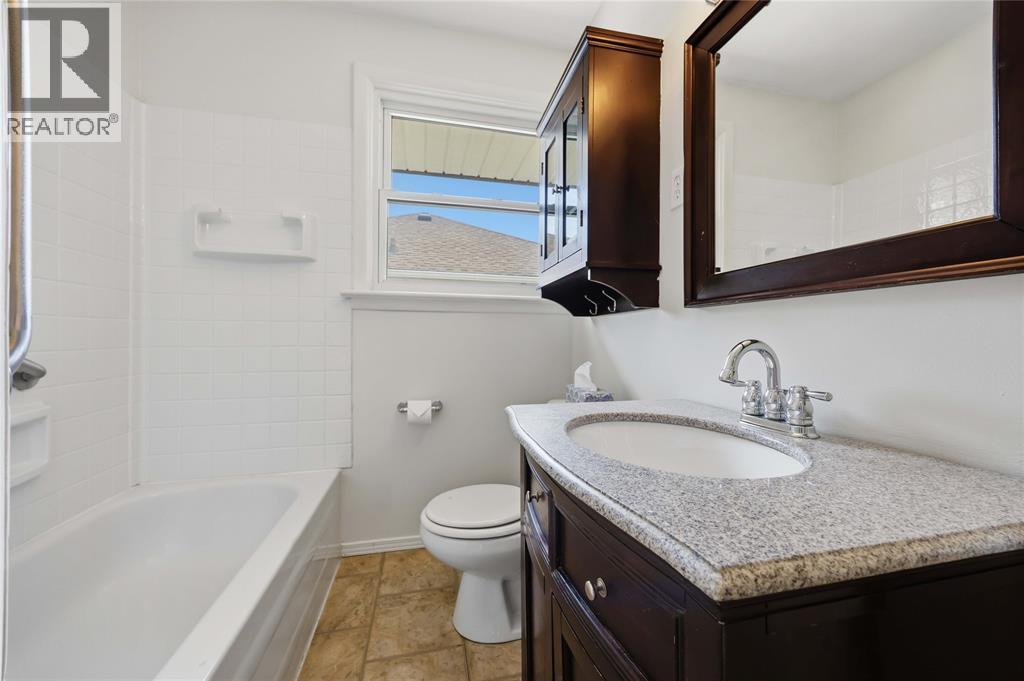 5 ABERDEEN AVENUE - 16