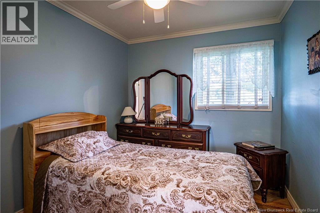 10 Daulphin Drive - 10