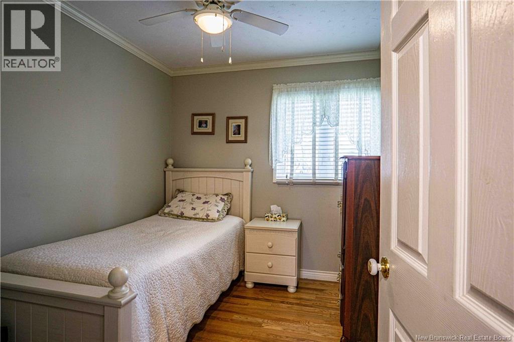 10 Daulphin Drive - 11