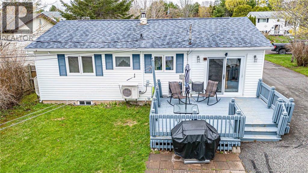 10 Daulphin Drive - 18