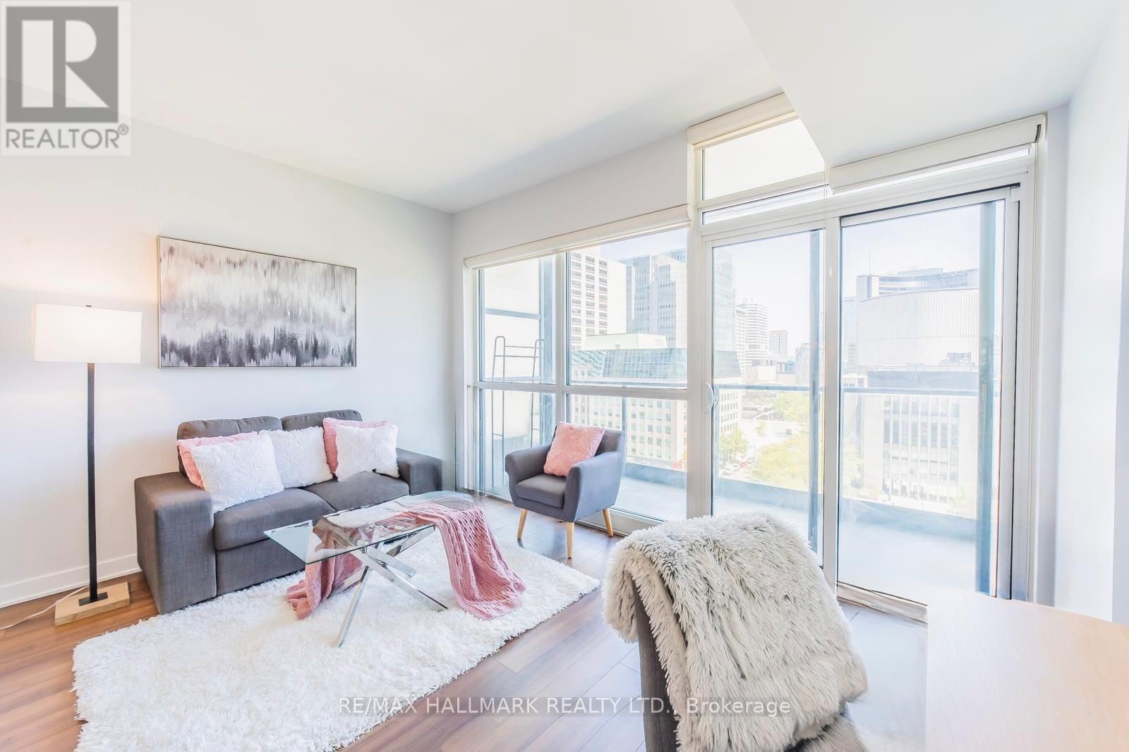 #1210 210 SIMCOE STREET E - 11