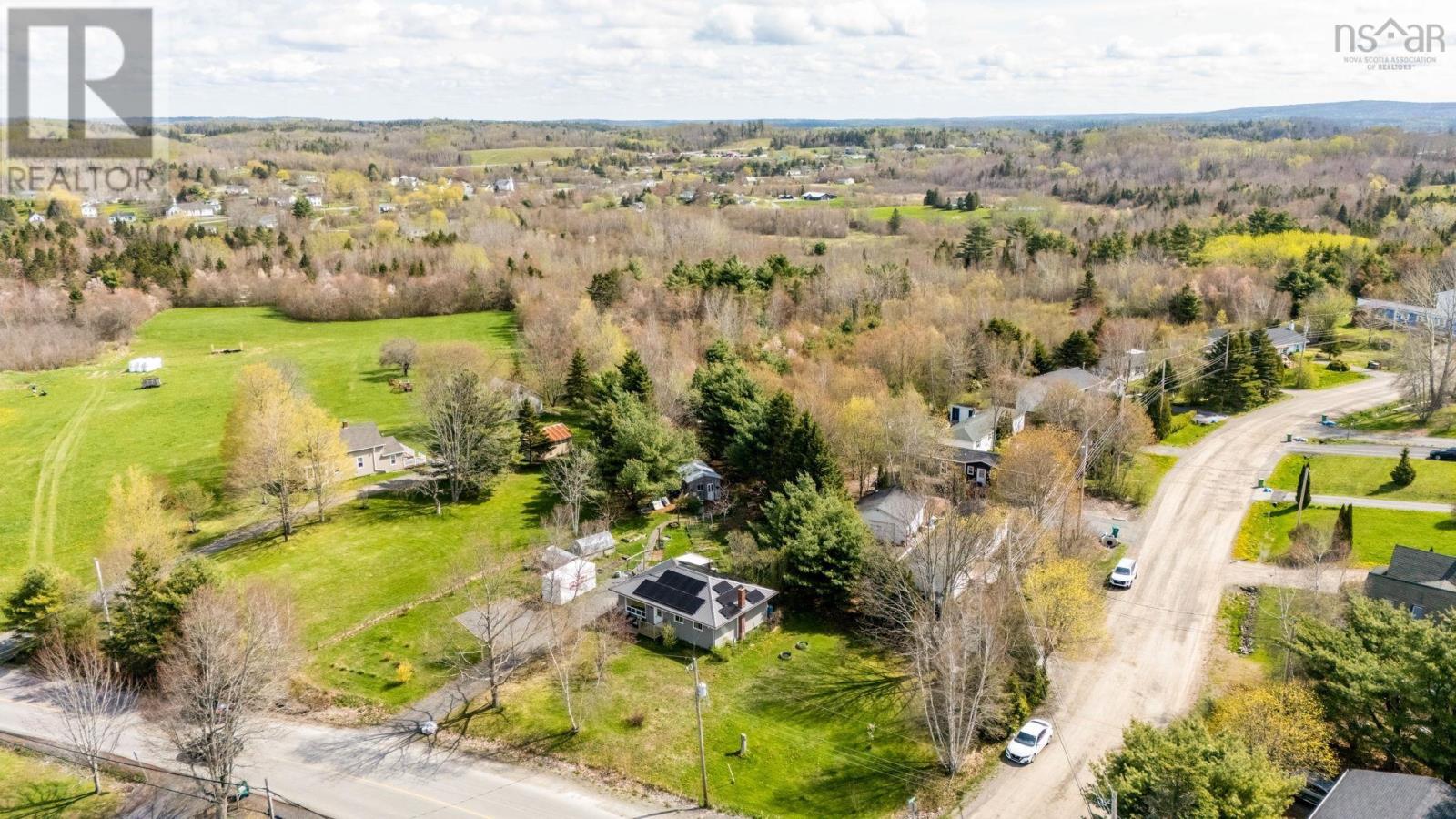 133 Panuke Road - 33