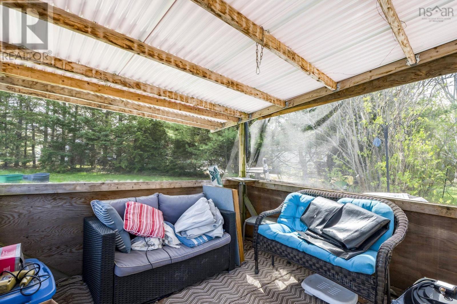 133 Panuke Road - 28