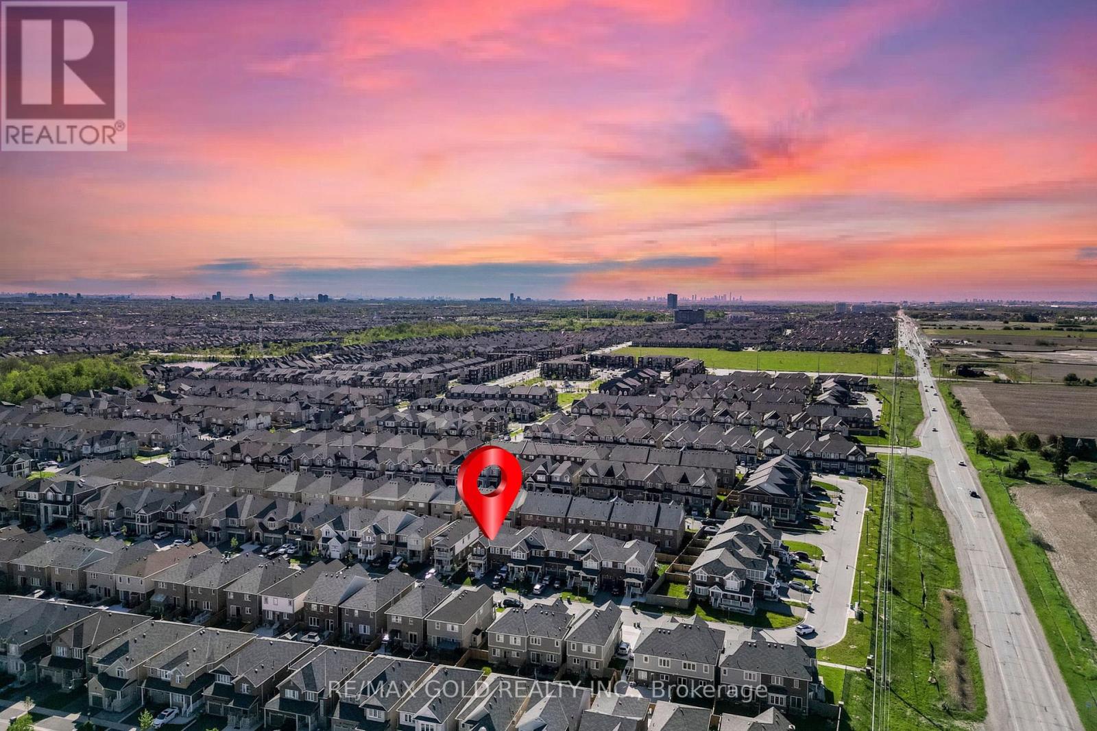87 BENHURST CRESCENT - 35