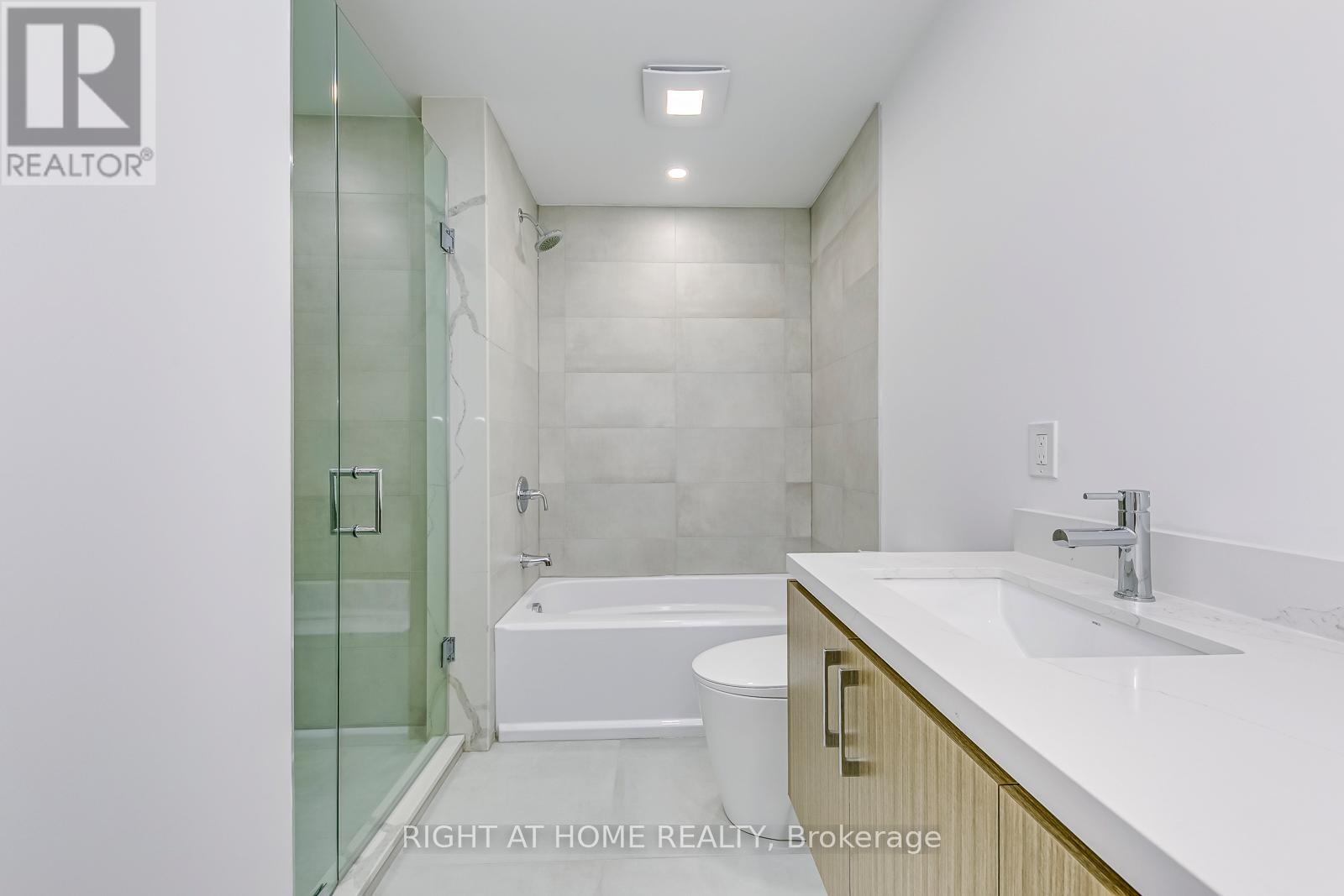 5 ENFIELD AVENUE - 24