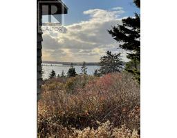 1139 Highway 3, Middle East Pubnico, NS B0W2A0 Photo 10