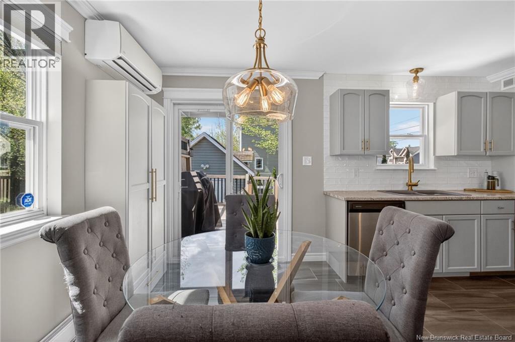 216 Glencairn Drive - 20