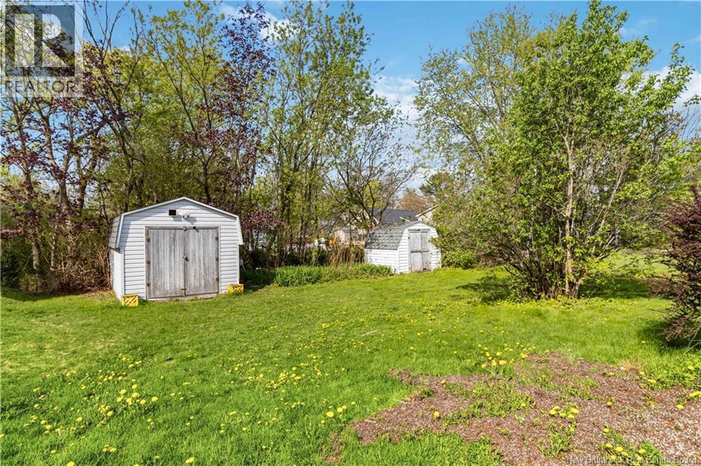 642 Maclaren Avenue - 37