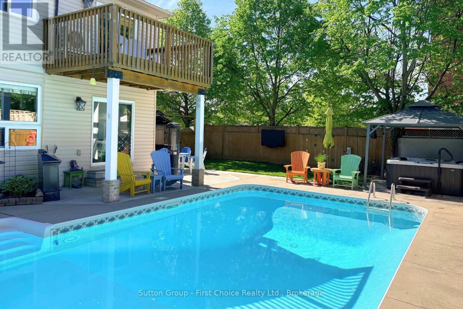 182 ROMEO STREET S - 30