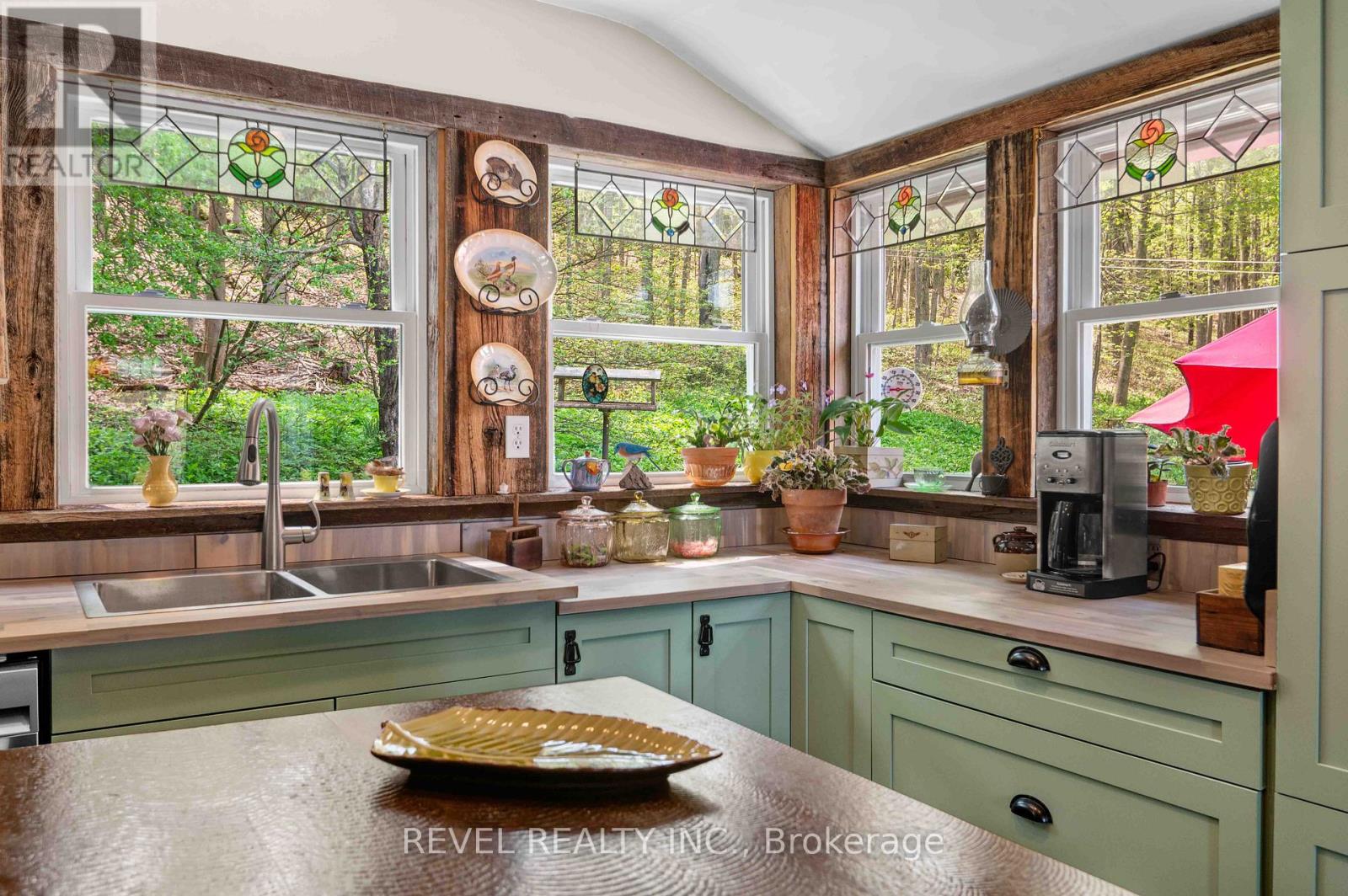 494456 TRAVERSTON ROAD - 13