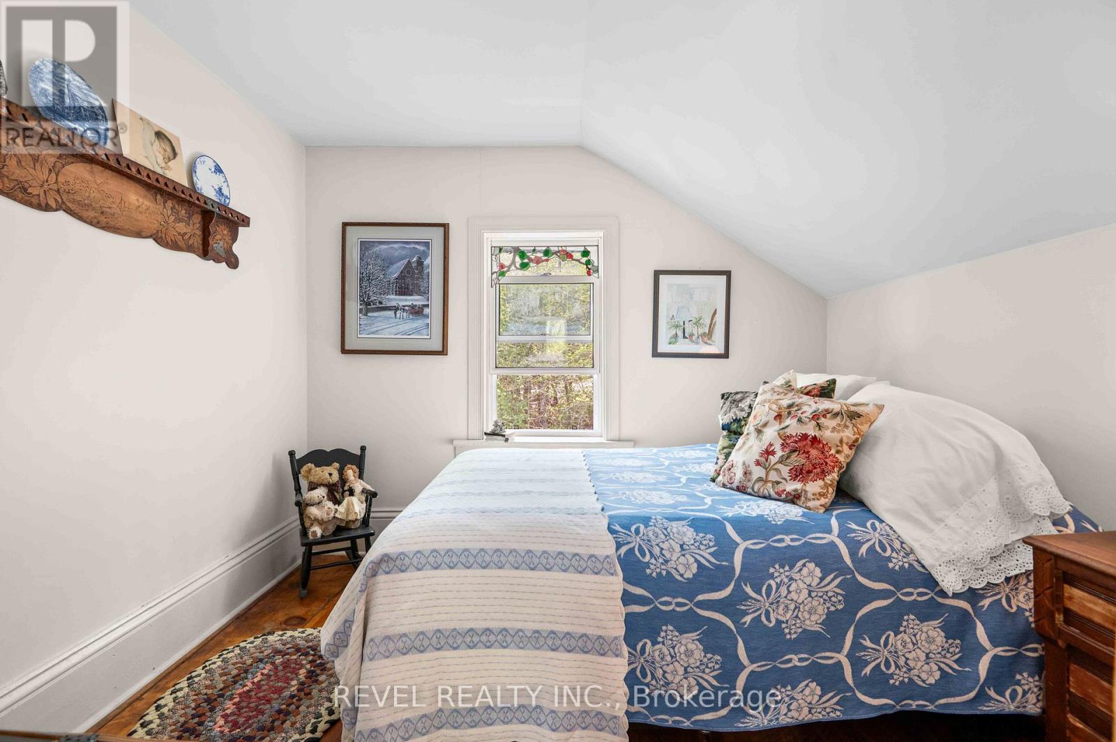 494456 TRAVERSTON ROAD - 21