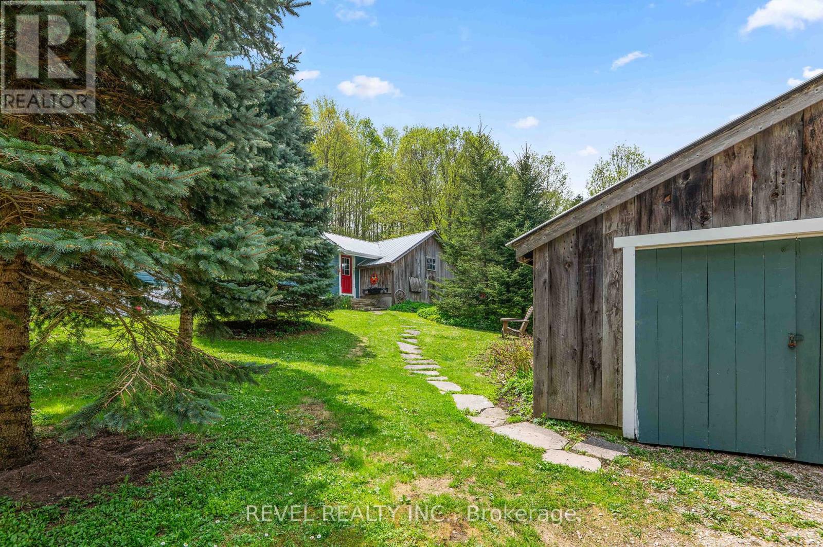 494456 TRAVERSTON ROAD - 27