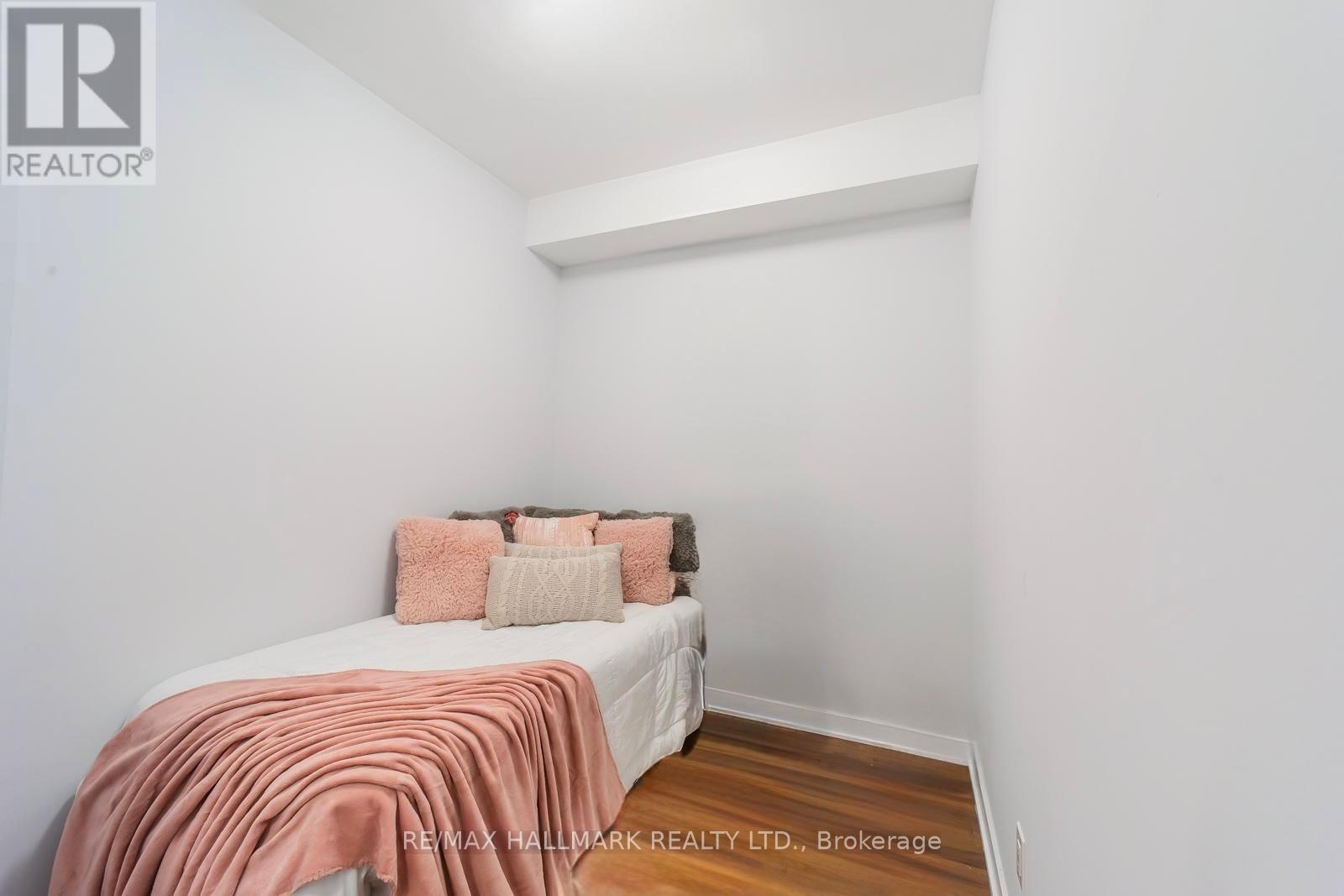 #1210 210 SIMCOE STREET E - 19