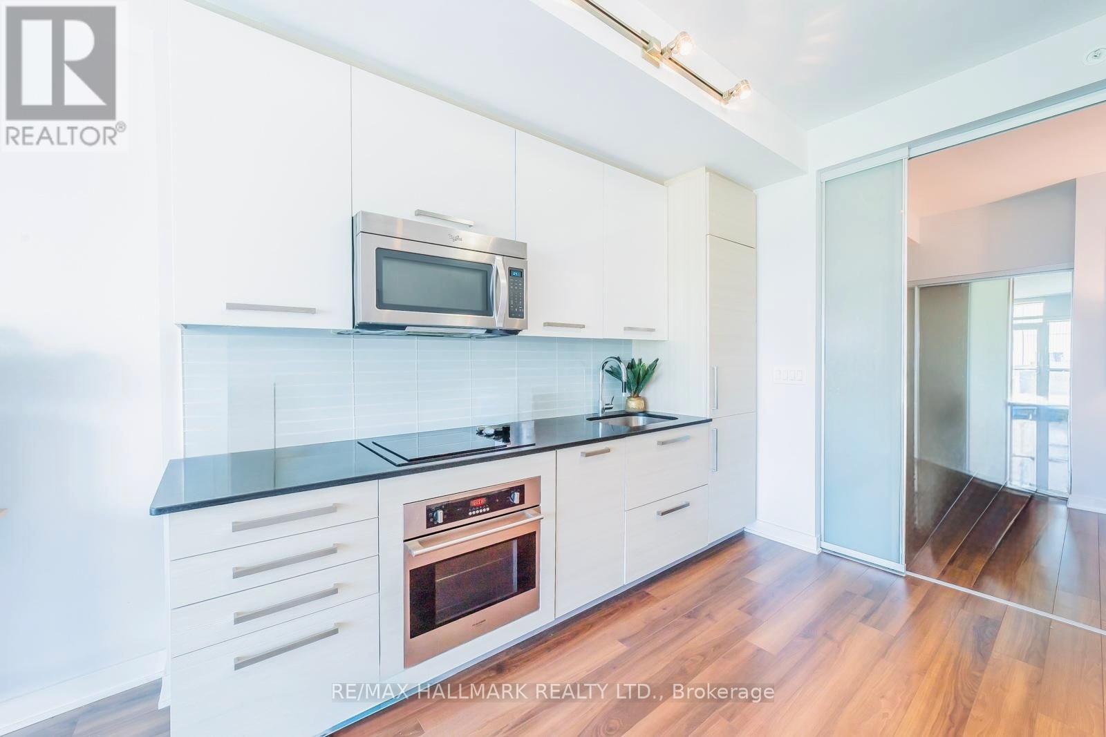 #1210 210 SIMCOE STREET E - 14