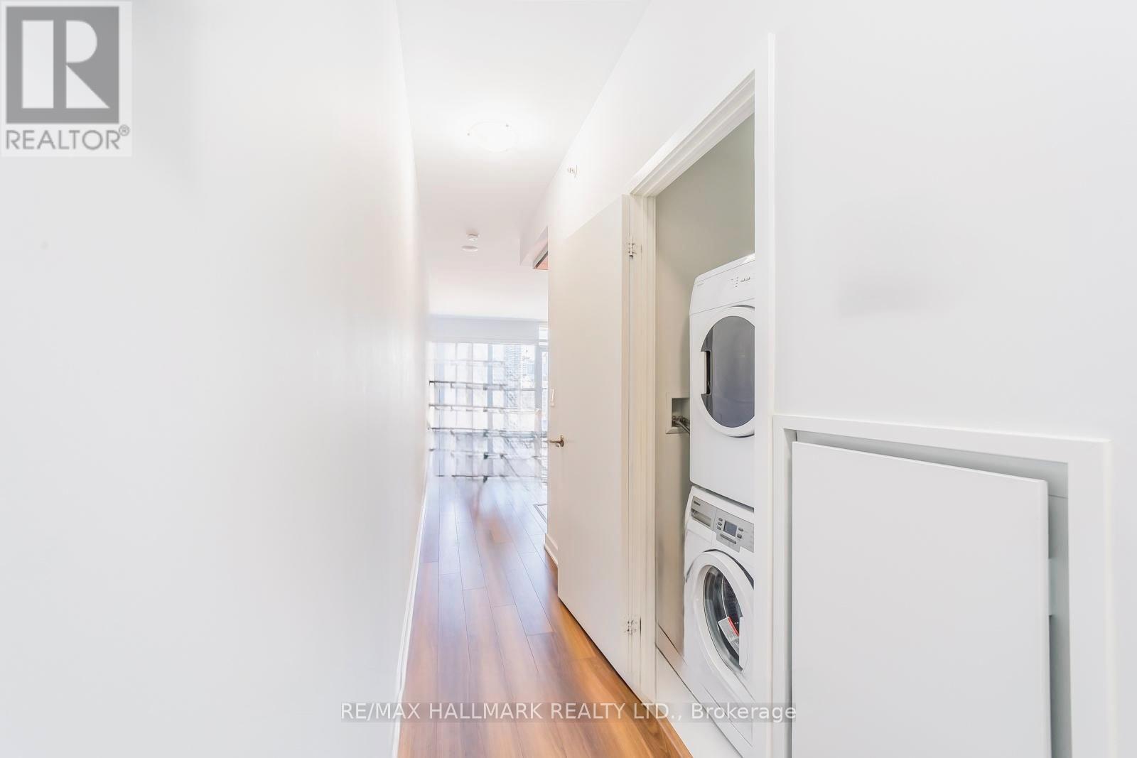 #1210 210 SIMCOE STREET E - 21