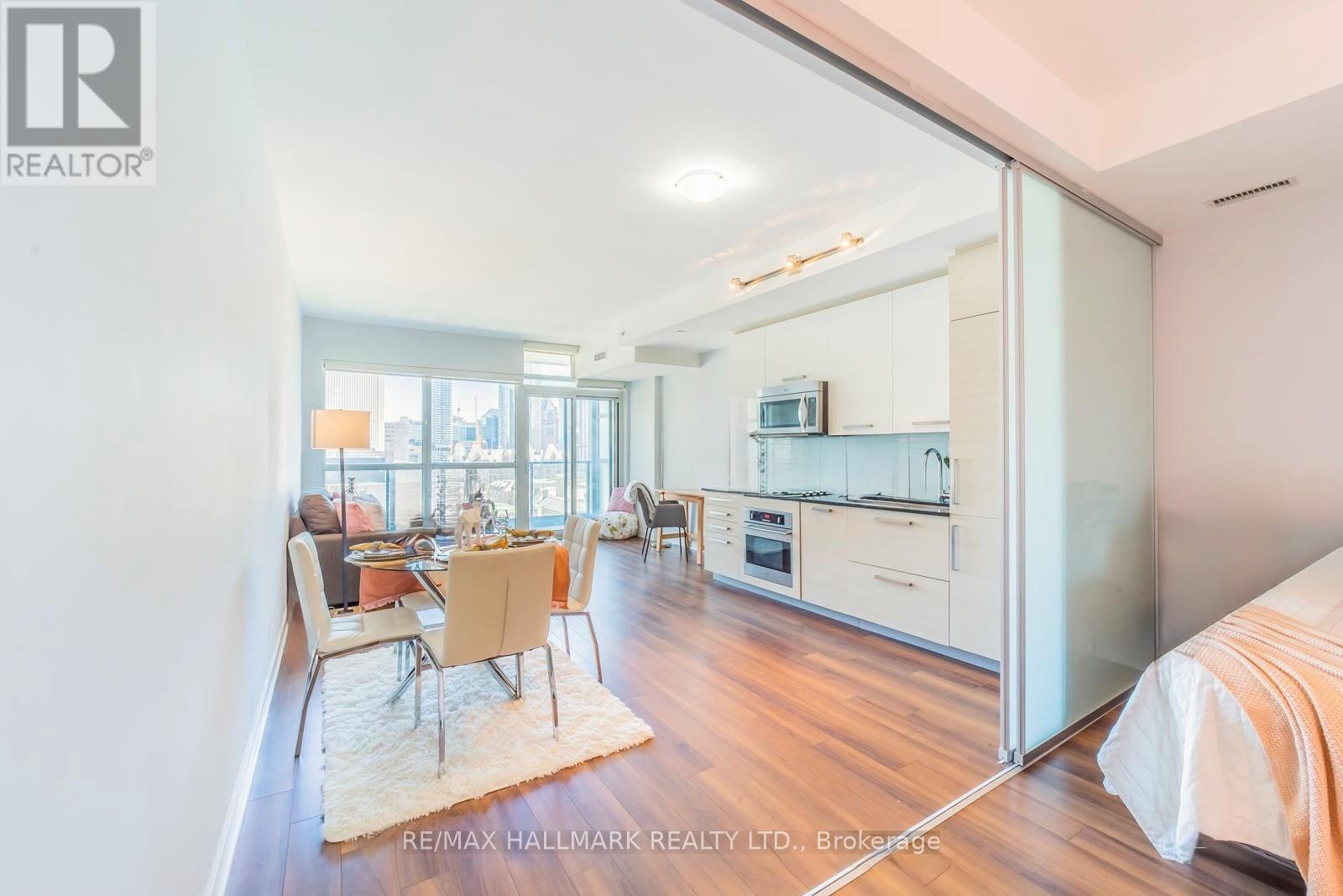 #1210 210 SIMCOE STREET E - 16
