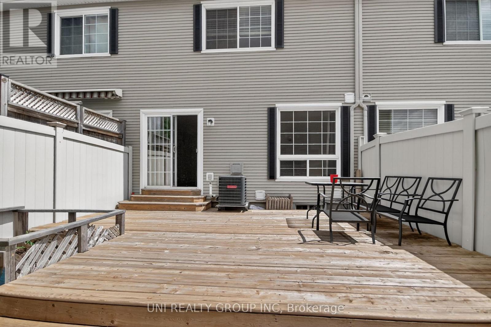 546 ASHBOURNE CRESCENT - 38