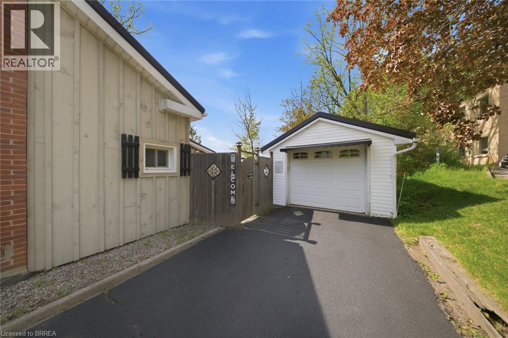 9 KEETON Lane - 26
