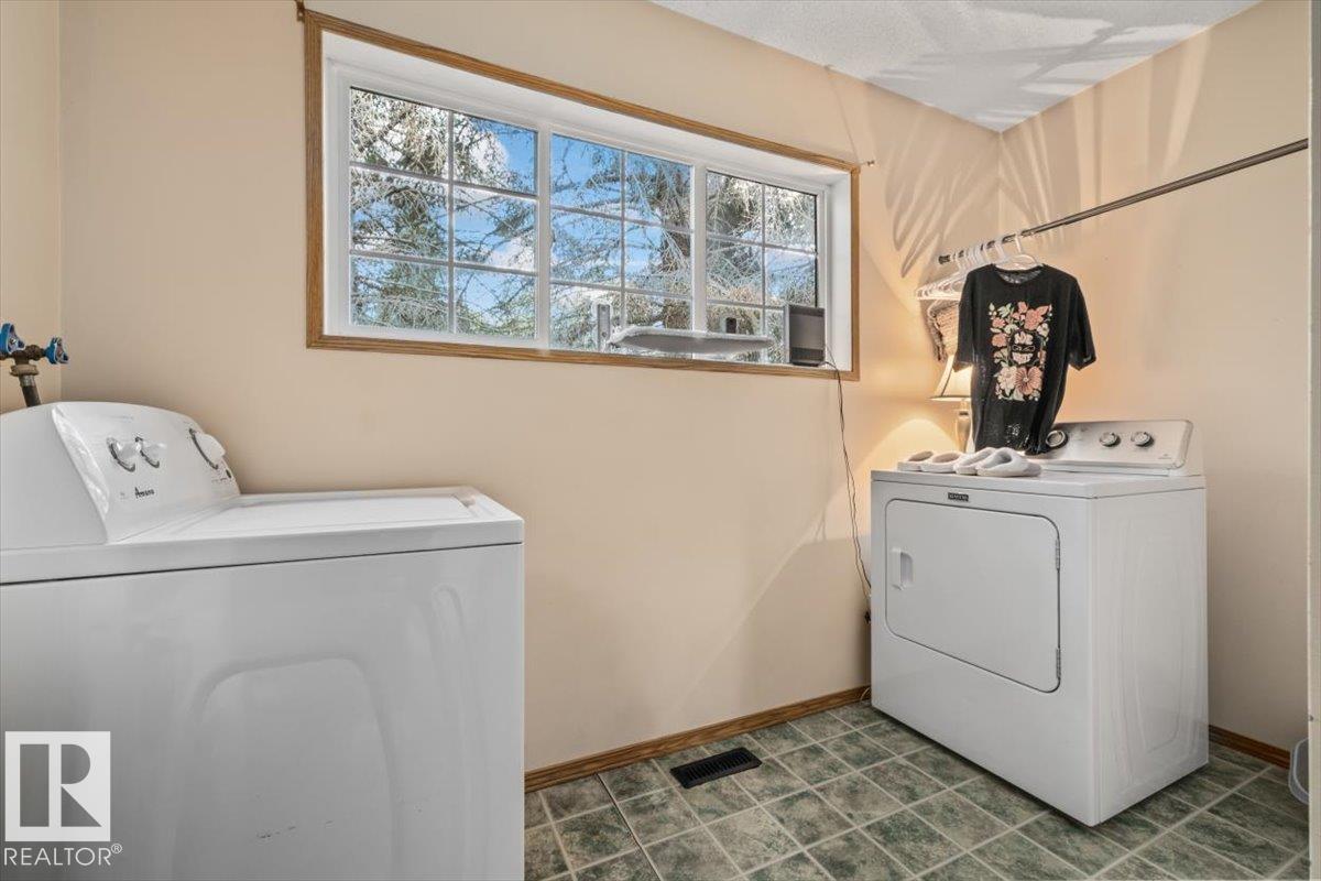 4411 209 ST NW - 31