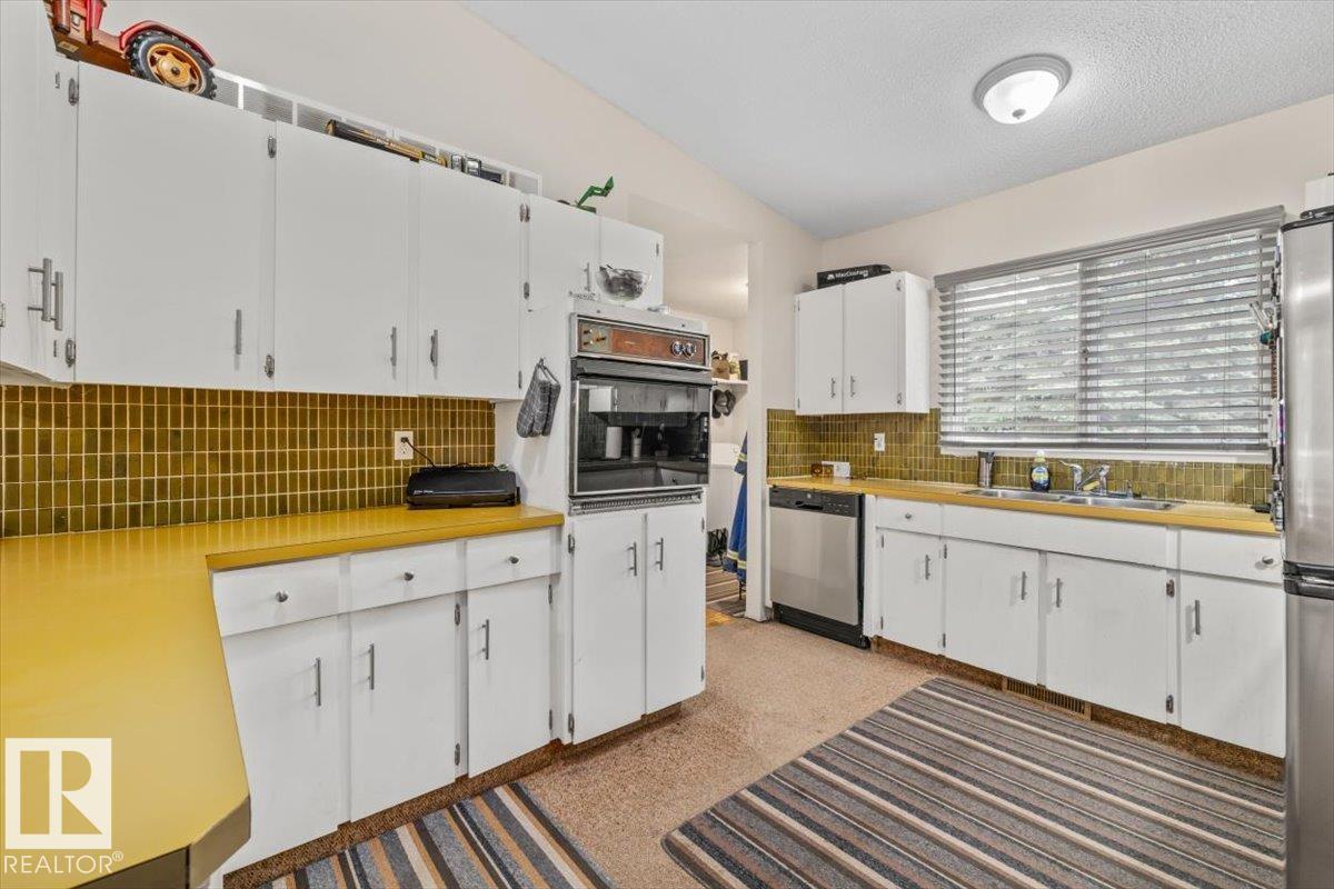 4411 209 ST NW - 14
