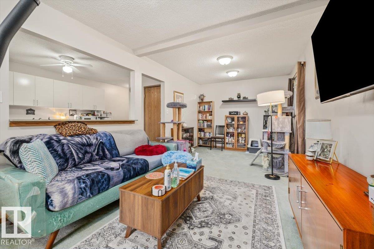 4411 209 ST NW - 28