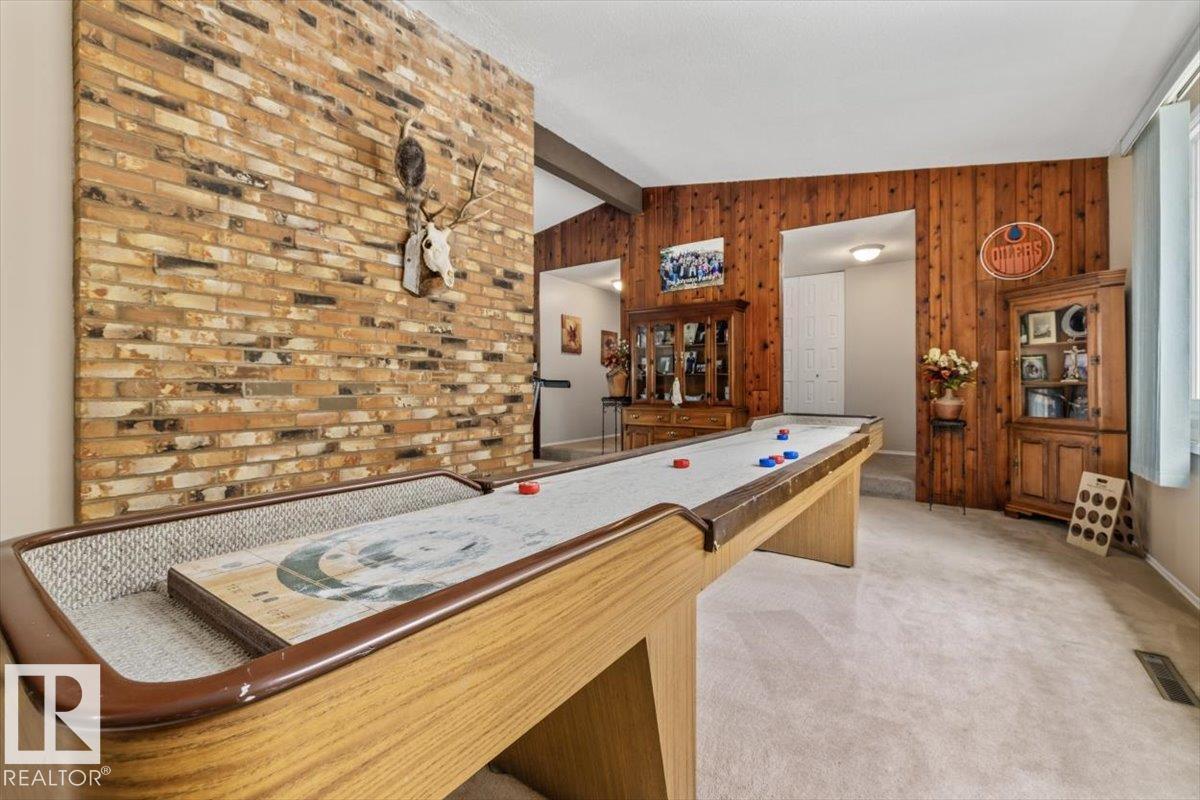 4411 209 ST NW - 11