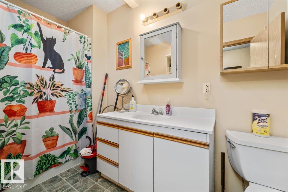 4411 209 ST NW - 30