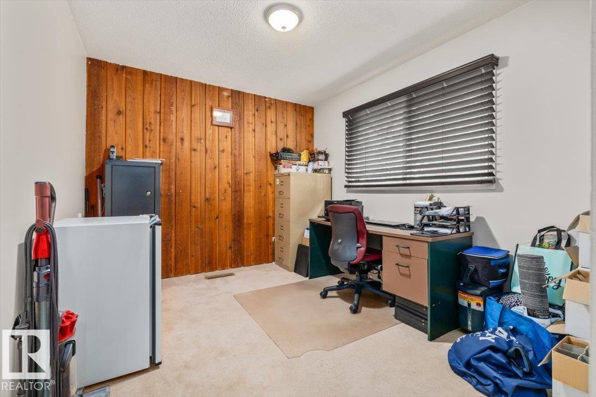 4411 209 ST NW - 22