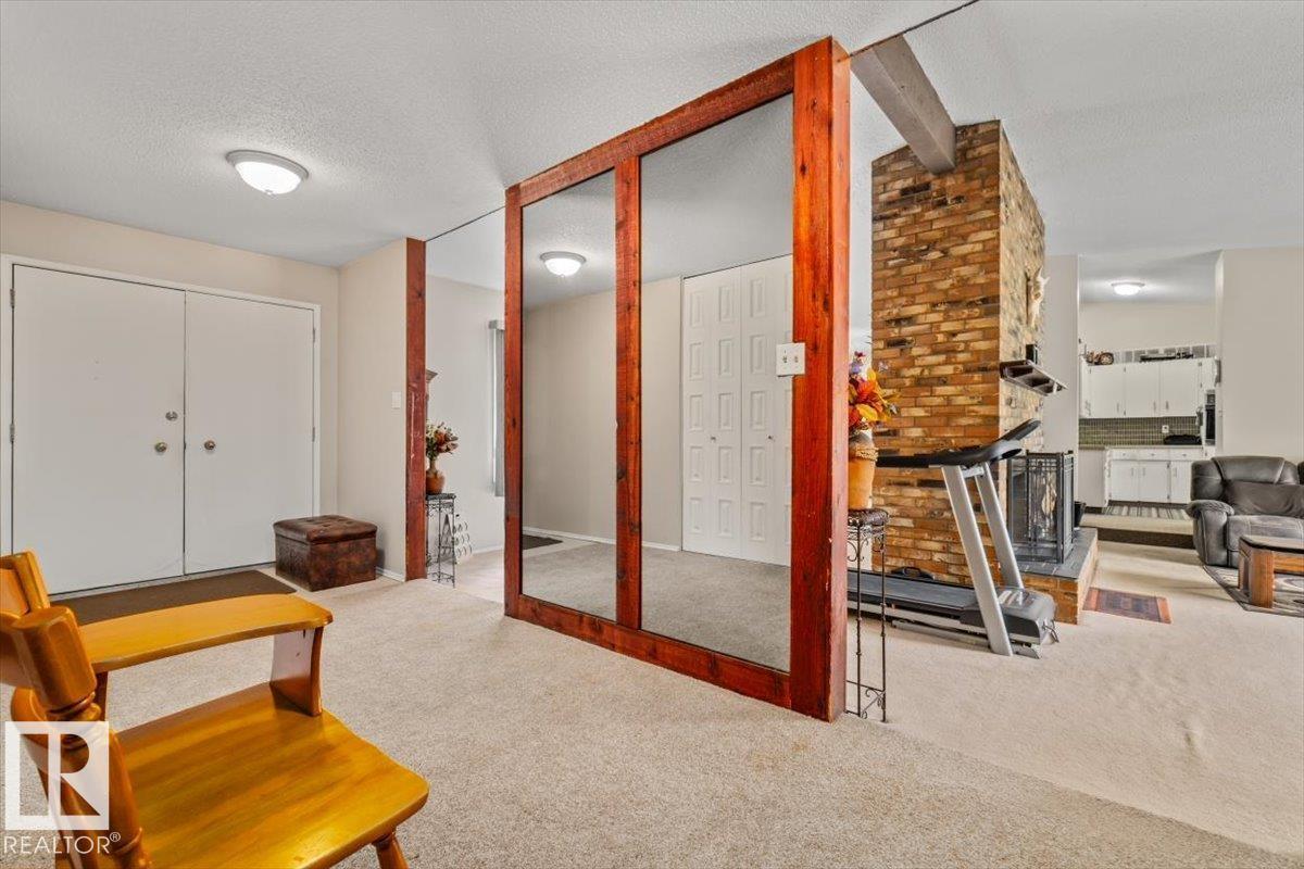 4411 209 ST NW - 12