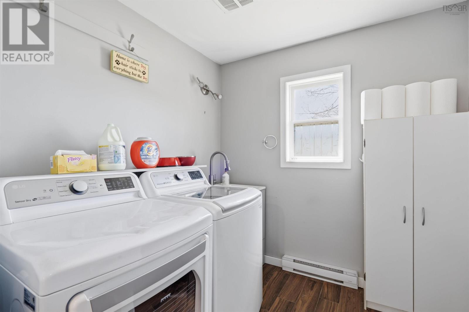 Property 20 of 49 of 256 Dyke Road